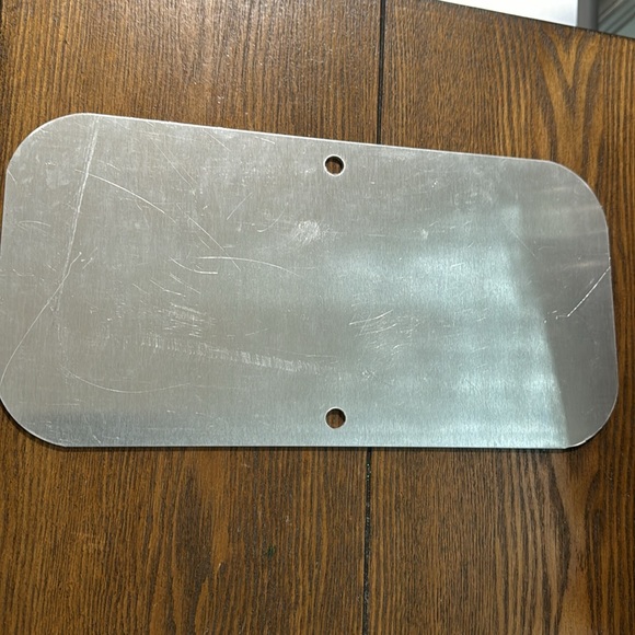 Sign: PLEASE KEEP DOGS OFF THE GRASS - Picture 2 of 2